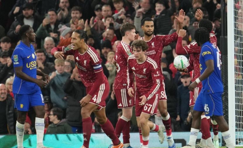 ليفربول يطيح بتشيلسي وركلات الترجيح تنقذ مانشستر سيتي