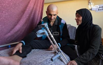 110126_Khan_yunes_TM_00(9)