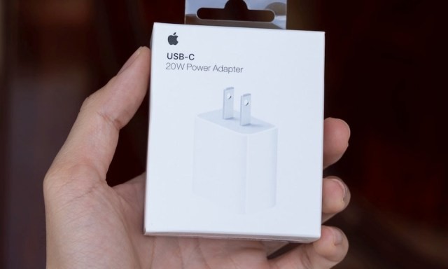 iphone-20w-usb-c-fast-charger.jpg