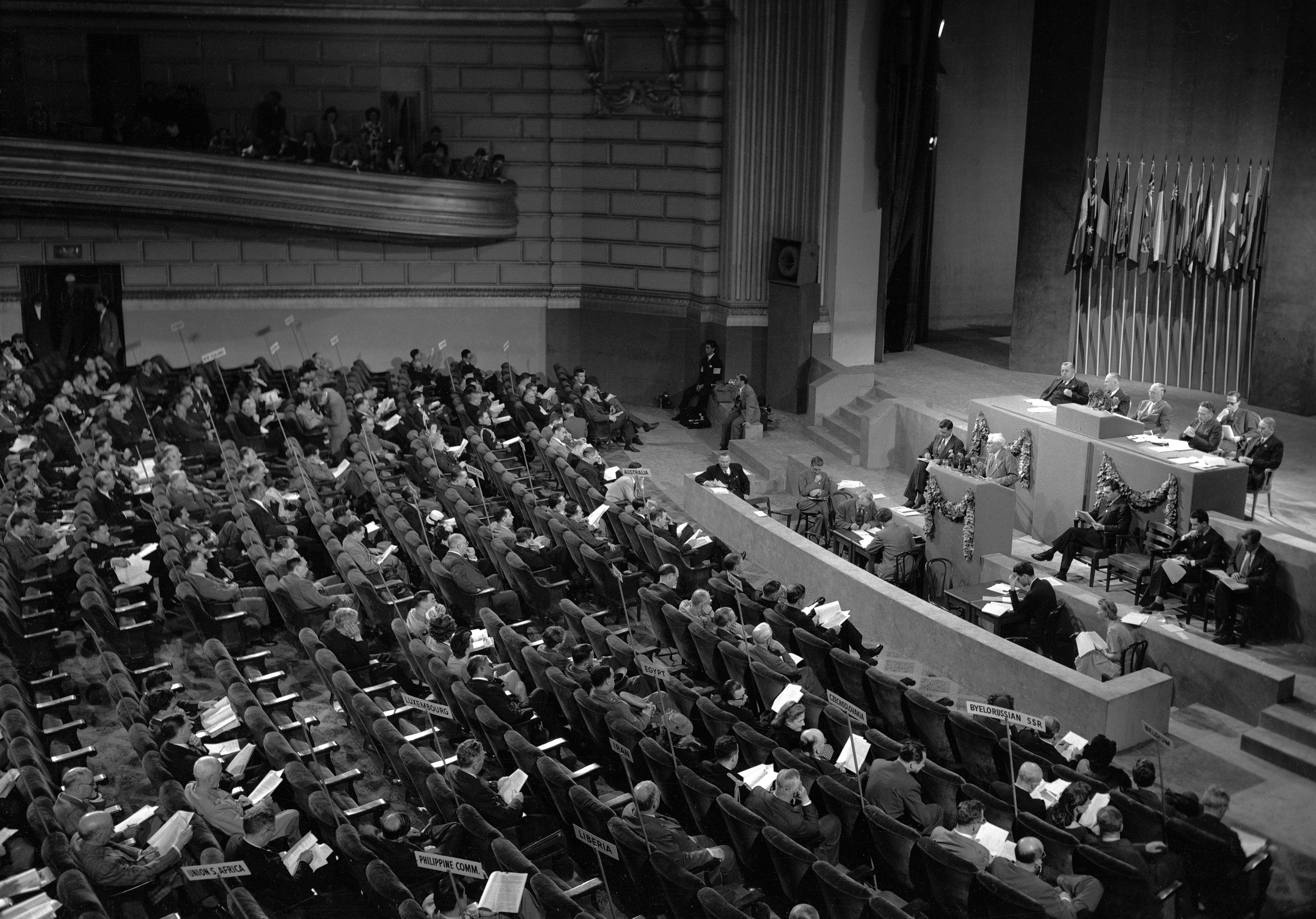 1._san_francisco_conference_25_april-26_june_1945.jpg